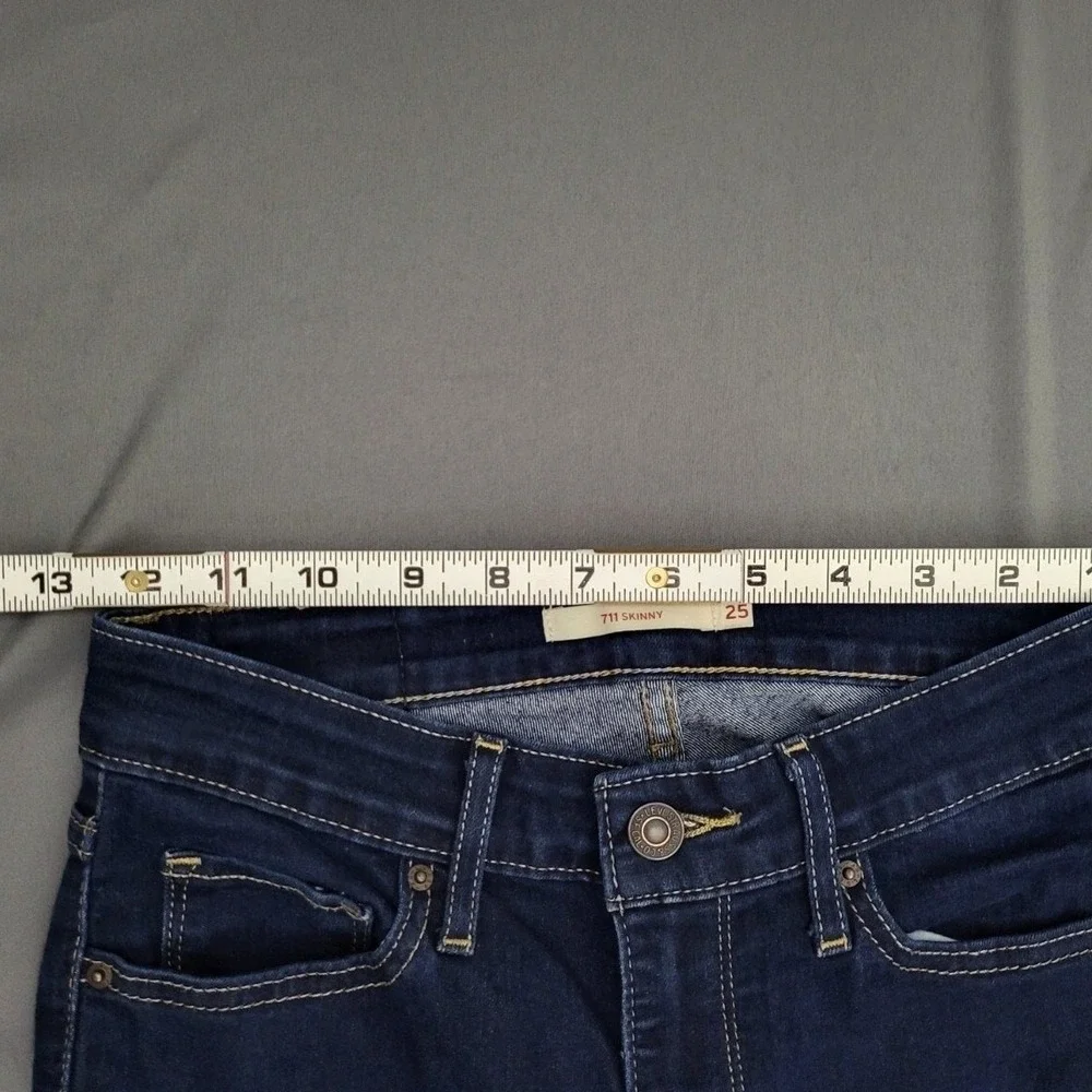Levis 711 Skinny Jeans Womens 25 Dark Indigo Blue Wash Mid‎ Rise Stretch Denim